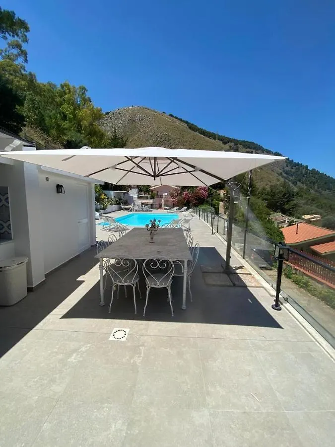 Holiday home Mini Suite Con Piscina. Palermo